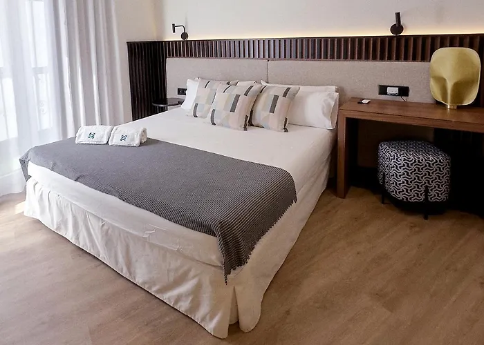 Isa Sevilla Suites